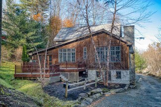 5 Pine St, Woodstock, VT 05091