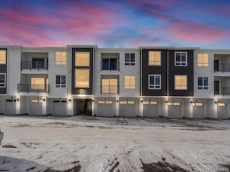 6153 N Ceylon St Unit 201, Denver, CO 80249