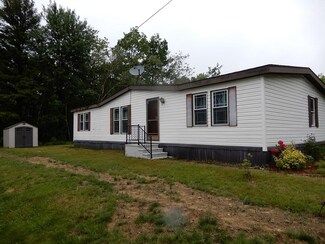 7 Yankee Drummer Dr, West Brookfield, MA 01585