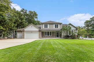 15426 Forest Park Dr, Grand Haven, MI 49417