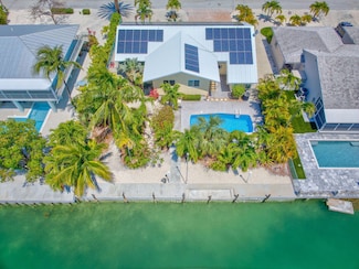 501 11th St, Key Colony, FL 33051