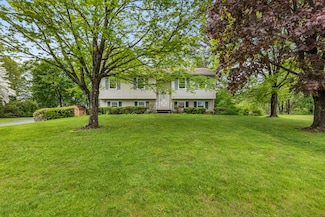 2 Old Orchard Ln, New Milford, CT 06776