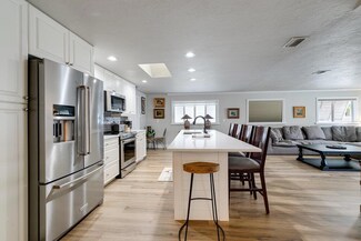 1198 NE 2nd Terrace, Boca Raton, FL 33432