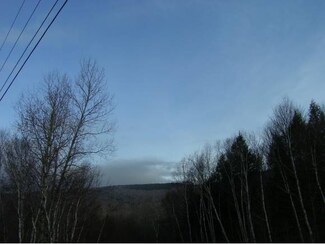 8 Mount Carter Dr, Gorham, NH 03581
