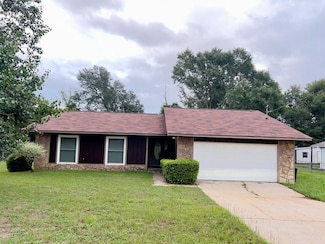 80 Valley View Dr, Enterprise, AL 36330