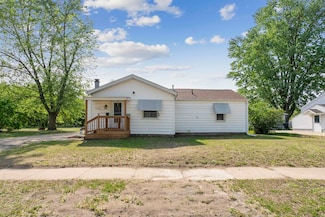 1010 Jones Rd, Evansdale, IA 50707