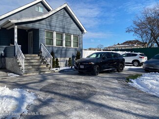 841 Rockland Ave, Staten Island, NY 10314