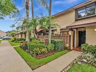 3950 Cocoplum Cir Unit D, Coconut Creek, FL 33063