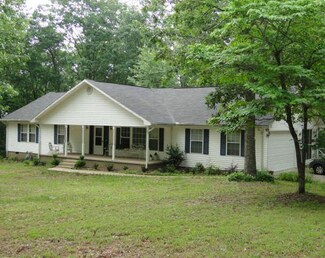 170 Fox Trail Rd, Rising Fawn, GA 30738