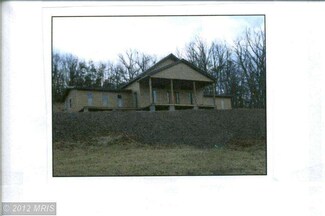 152 Raleigh Dr, Petersburg, WV 26847