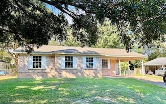 6860 Williamsburg Ct, Irvington, AL 36544