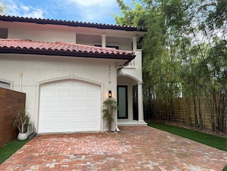 2921 SW 30 Ct Unit B, Coconut Grove, FL 33133