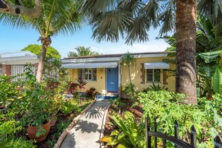 1022 N K St, Lake Worth, FL 33460