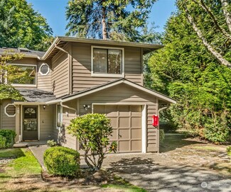 15916 NE 42nd St, Redmond, WA 98052