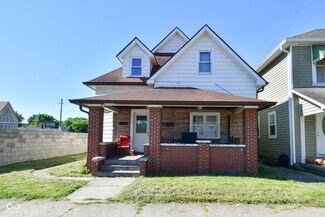 1321 W Oliver Ave, Plainfield, IN 46168