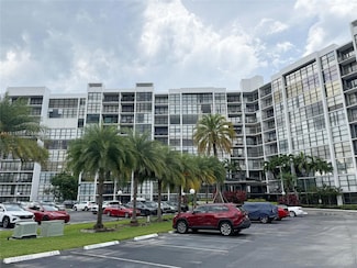 800 Parkview Dr Unit 820, Hallandale Beach, FL 33009