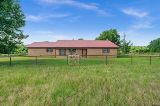 643 County Road 3305, Jacksonville, TX 75766