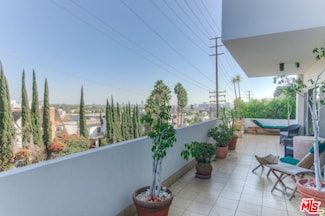 1155 N La Cienega Blvd Unit 108, West Hollywood, CA 90069