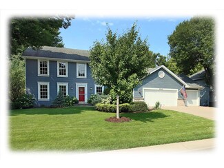 6595 Kingsview Ln N, Osseo, MN 55311