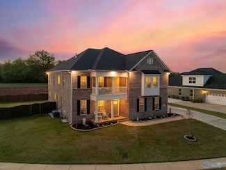 8129 Tupelo Gum Trace SW, Huntsville, AL 35802