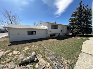 512 Central St, Rock Springs, WY 82901