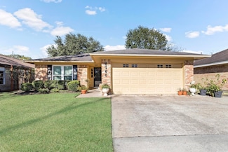 6760 Gladys Ave, Beaumont, TX 77706