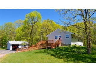 9382 Quail Rd, Onamia, MN 56359