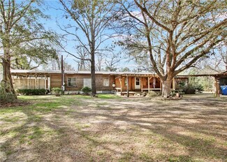 113 Lew Barron Rd, Merryville, LA 70653