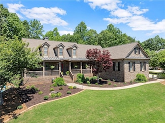 5176 Glen Forrest Dr, Flowery Branch, GA 30542