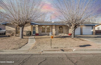 1604 Sequoia Ave, Las Cruces, NM 88005