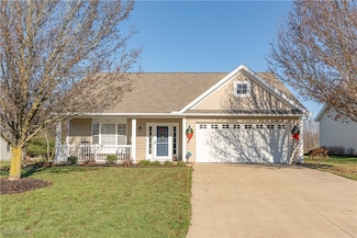 411 Brookpoint St NW, North Canton, OH 44720