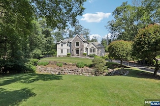 760 Smoke Hollow Trail, Franklin Lakes, NJ 07417