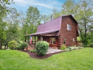 1646 Millers Run Rd, McDonald, PA 15057