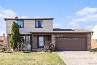 38337 Steede Dr, Sterling Heights, MI 48310