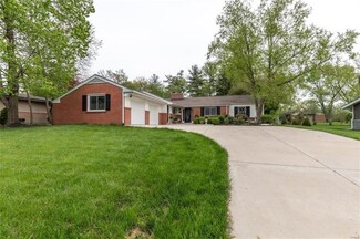 11 Morwood Ln, Saint Louis, MO 63141