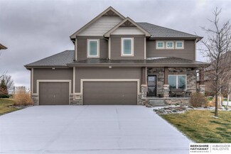 9801 S 179th St, Omaha, NE 68136