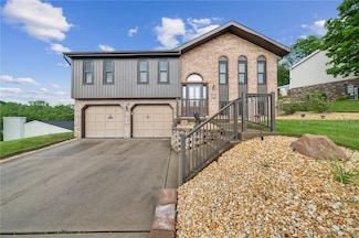 12 Elrond Dr, Pittsburgh, PA 15235