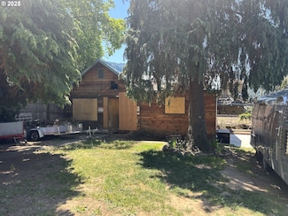411 E Humboldt St, Cook, WA 98605