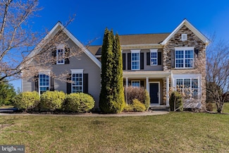 902 Kavanagh Cir, Red Lion, PA 17356