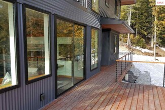 933 Cedar Ridge Rd, Dover, ID 83825