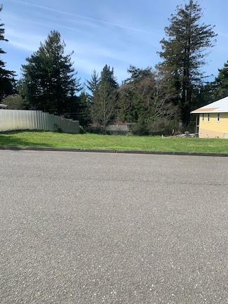 3960 Brogan Way, Eureka, CA 95503