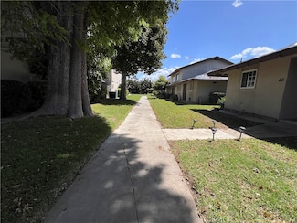 521 S Lyon St Unit 45, Santa Ana, CA 92701