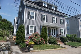 10 Huntoon St, Dorchester Center, MA 02124