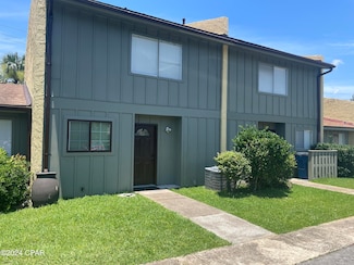 1025 W 19th 1b St, Panama City, FL 32405