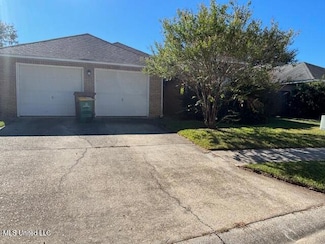 979 Bluff Ridge, Biloxi, MS 39532