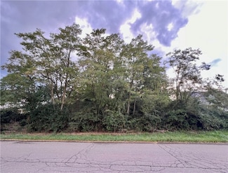 217 Lancelot Dr, Horseheads, NY 14903