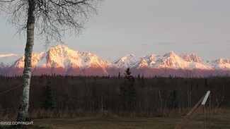12400 E Soapstone Rd, Palmer, AK 99645