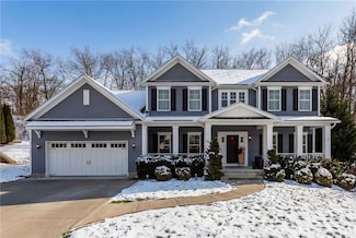 206 Gabrielle Dr, New Kensington, PA 15068