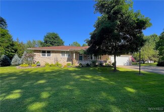 7869 Northfield Rd, Clarence Center, NY 14032