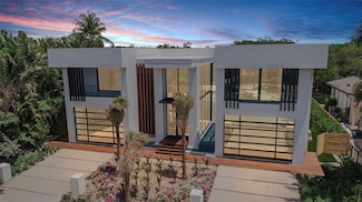 681 Golden Harbour Dr, Boca Raton, FL 33432